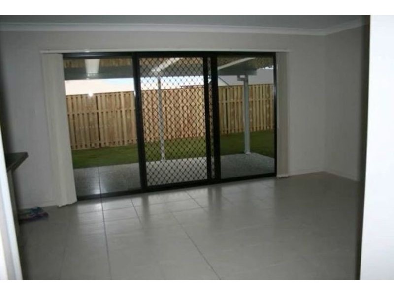 108 Observatory Drive, Reedy Creek QLD 4227