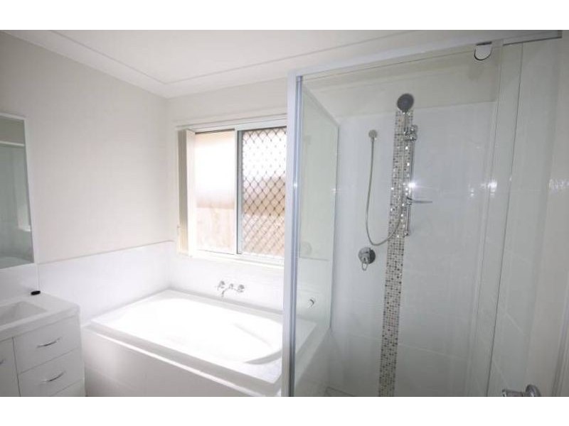 1/15 Winchester Crescent, Pimpama QLD 4209