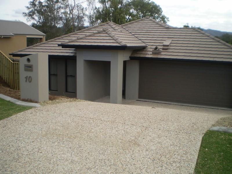 10 Matthews Crescent, Pimpama QLD 4209