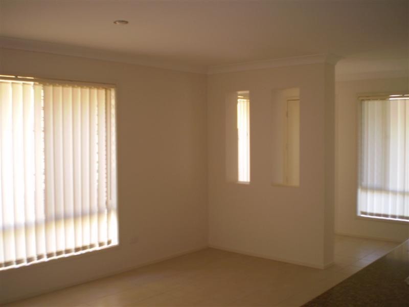 3 Eco Way, Brassall QLD 4305