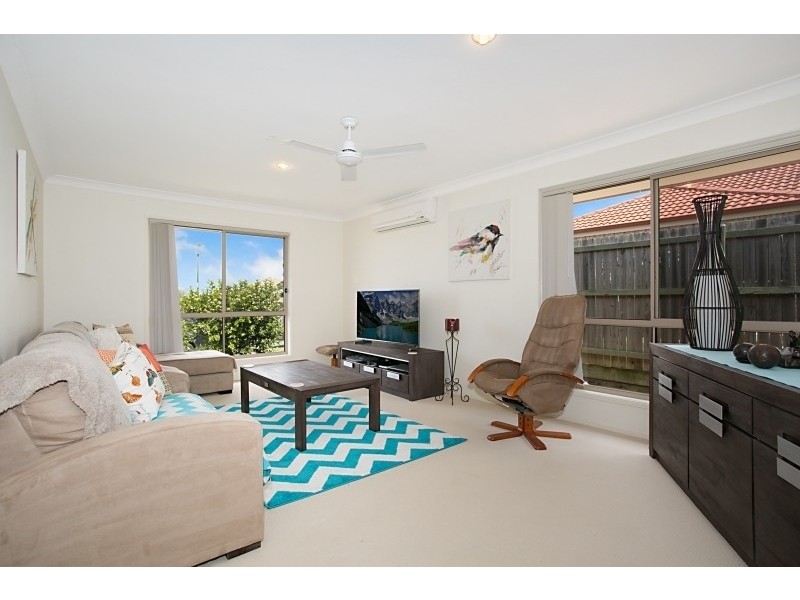 10 Hydrangea Street, Ormeau QLD 4208