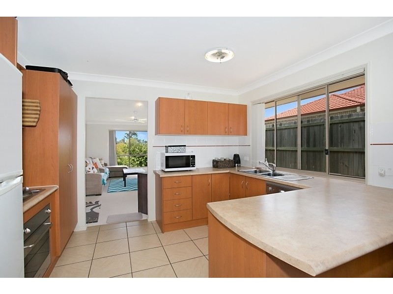 10 Hydrangea Street, Ormeau QLD 4208