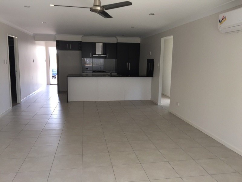 17 Cypress Circuit, Coomera QLD 4209