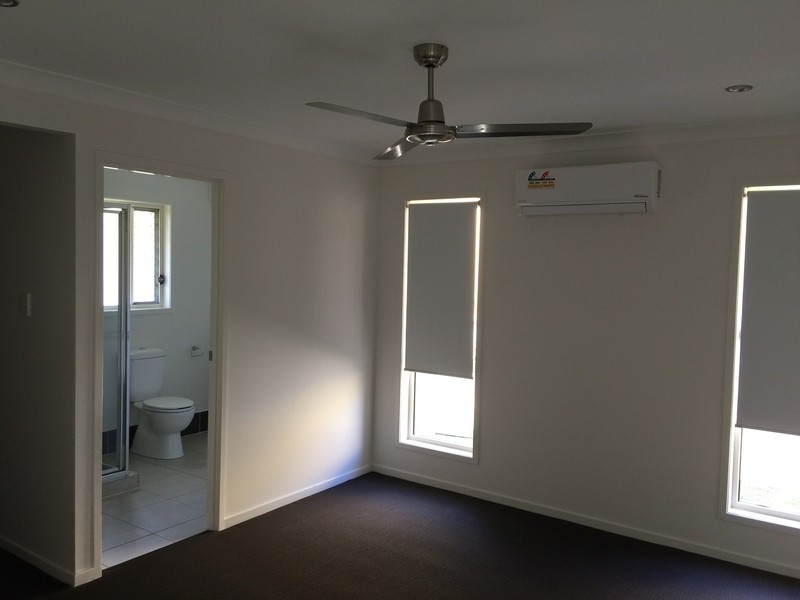 17 Cypress Circuit, Coomera QLD 4209