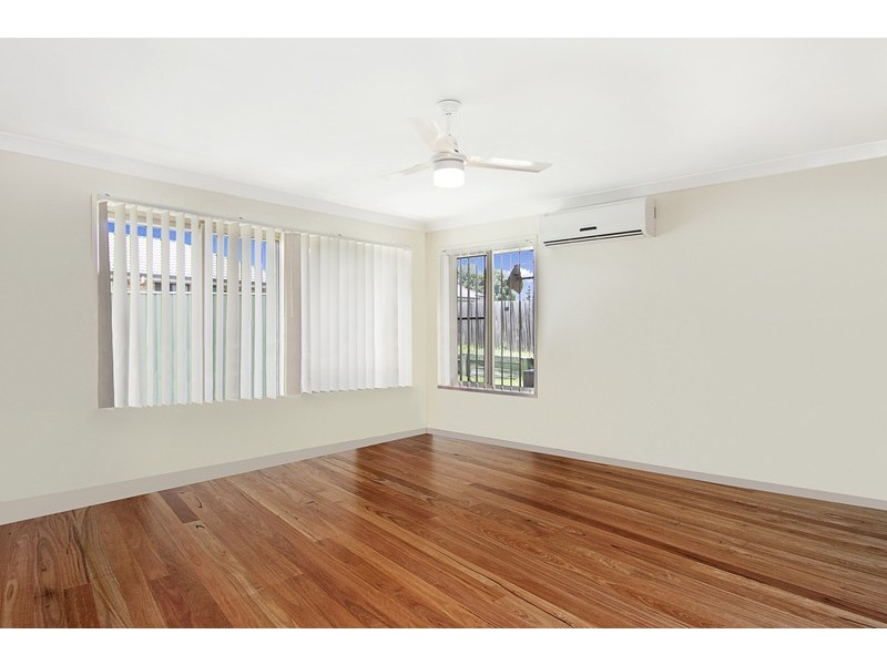 13 Glengarry Lane, Raceview QLD 4305