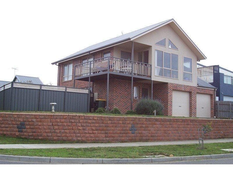 10 Highlander Street, Torquay VIC 3228