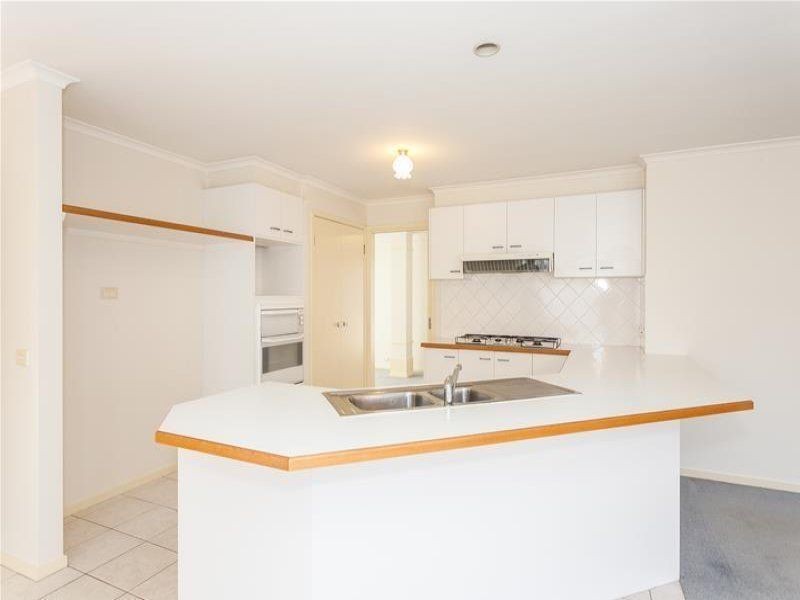 24 Glaneuse Avenue, Torquay VIC 3228