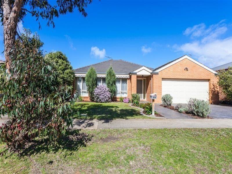 24 Glaneuse Avenue, Torquay VIC 3228