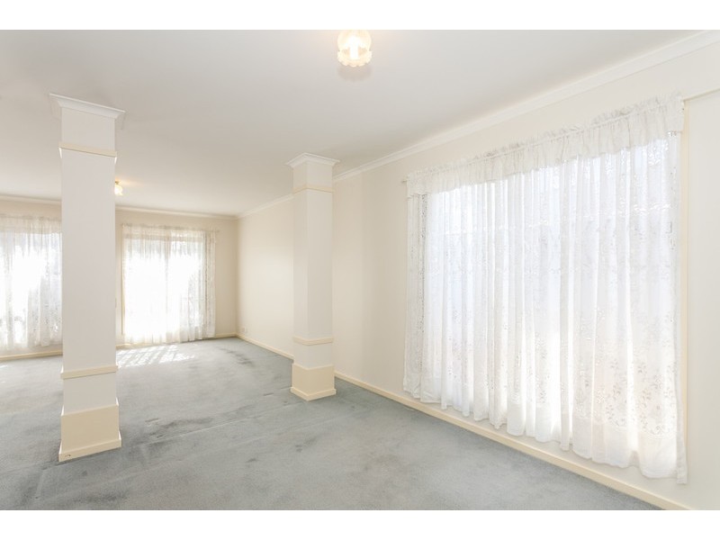 24 Glaneuse Avenue, Torquay VIC 3228