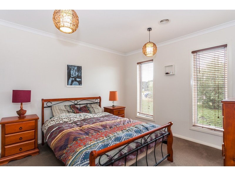 5 Wave Crescent, Torquay VIC 3228