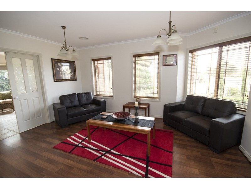 9 Norfolk Boulevard, Torquay VIC 3228