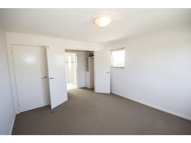 1/24 Dumfries Court, Torquay VIC 3228