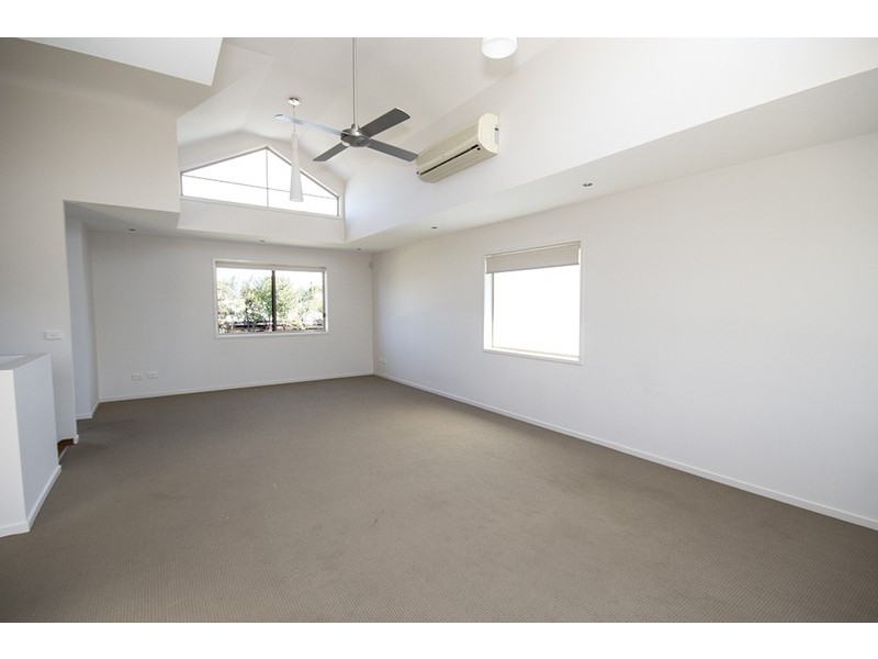 1/24 Dumfries Court, Torquay VIC 3228