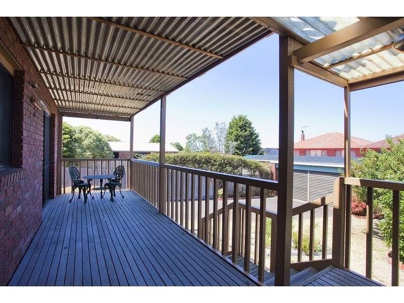 86 Fischer Street, Torquay VIC 3228