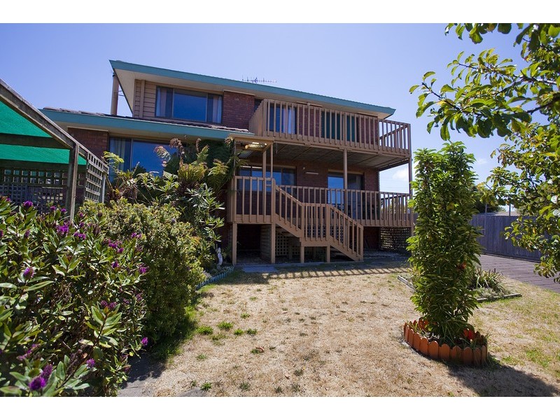 86 Fischer Street, Torquay VIC 3228