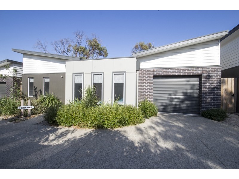3/51 Beach Road, Torquay VIC 3228