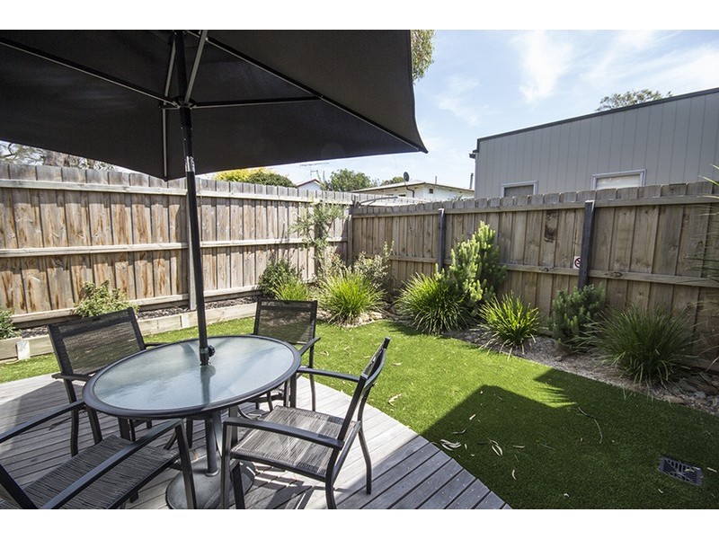 3/51 Beach Road, Torquay VIC 3228