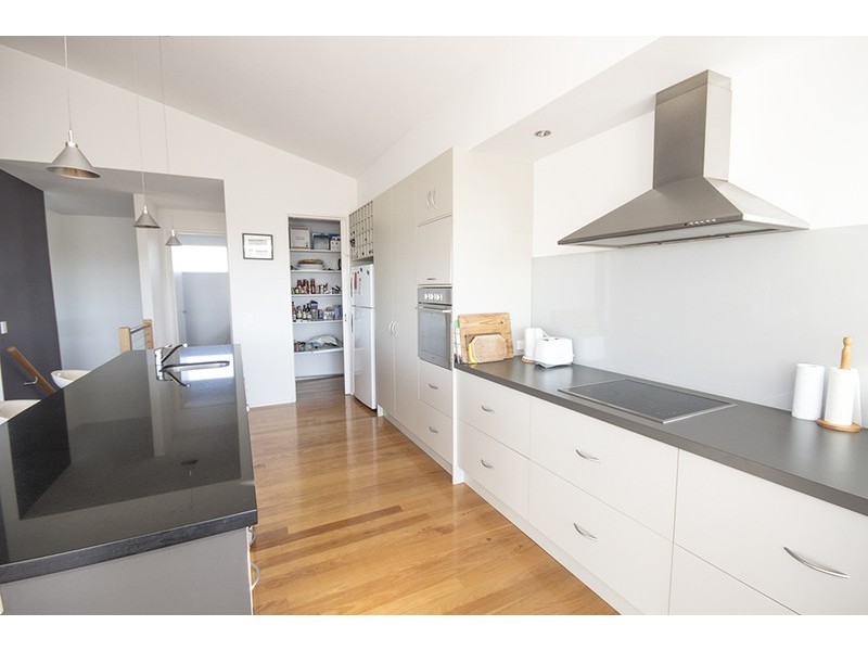 5 Gleneagles Close, Torquay VIC 3228