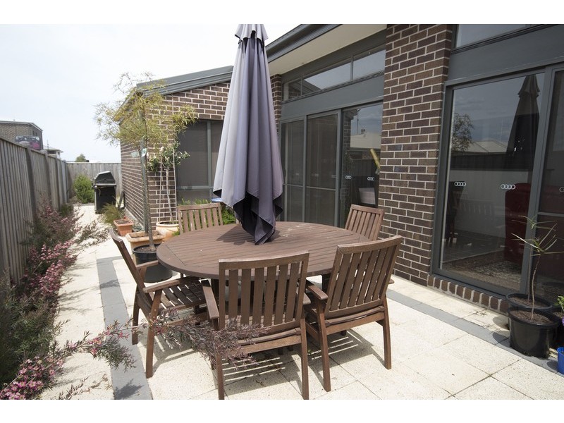 32 Sunnymead Avenue, Torquay VIC 3228