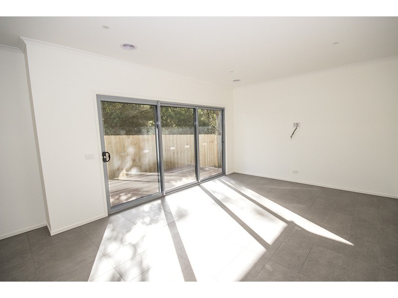 1/9 Centre Court, Torquay VIC 3228