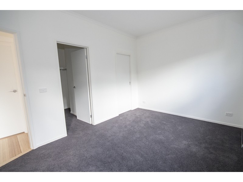 1/9 Centre Court, Torquay VIC 3228