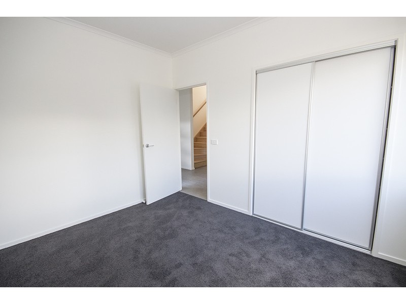 1/9 Centre Court, Torquay VIC 3228