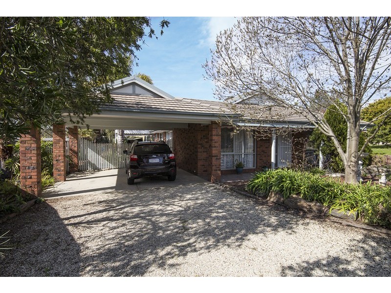 6 Creedon Court, Seymour VIC 3660