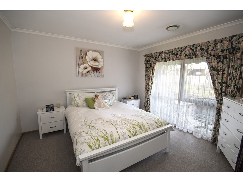 6 Creedon Court, Seymour VIC 3660