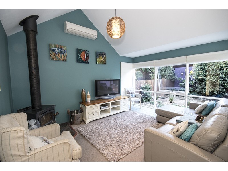 51 Glaneuse Avenue, Torquay VIC 3228