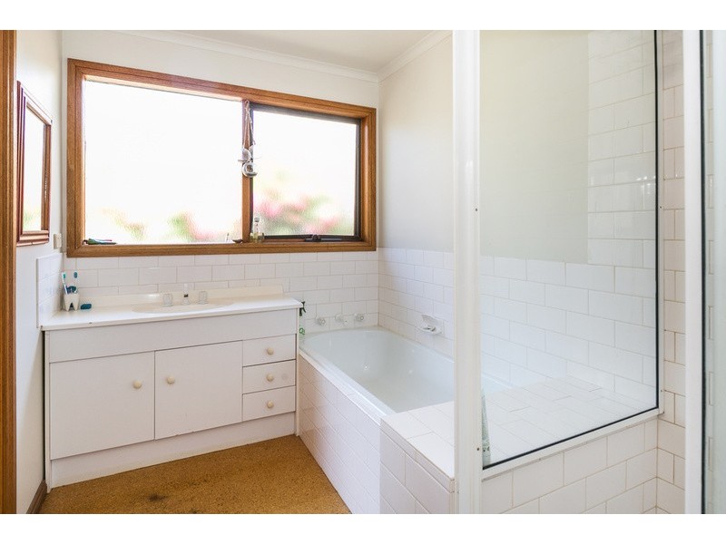 40 Riviera Drive, Jan Juc VIC 3228