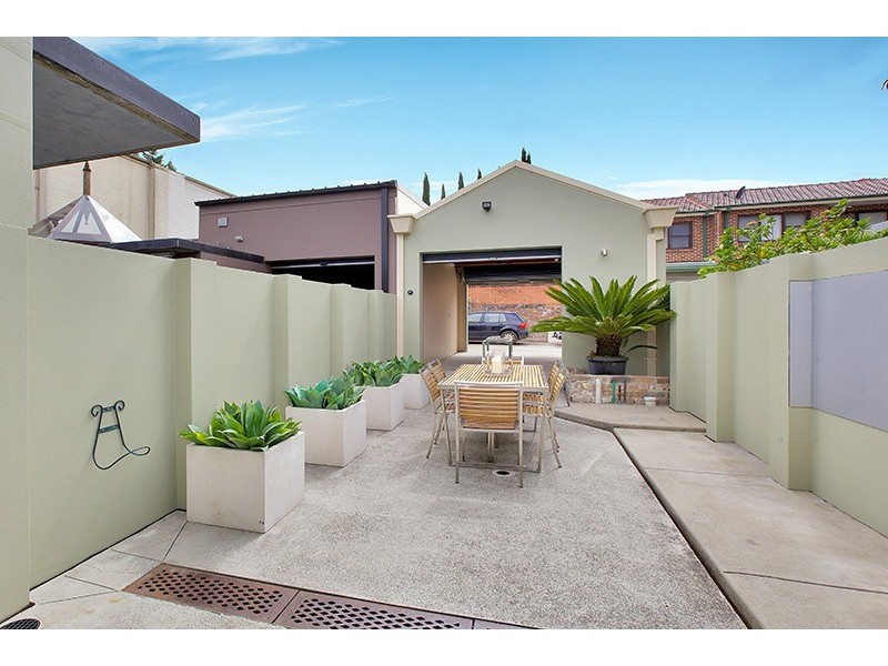 216 Edgeware Road, Newtown NSW 2042