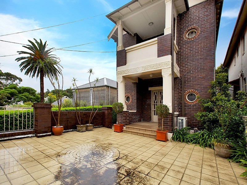 1/85 Holdsworth Street, Woollahra NSW 2025