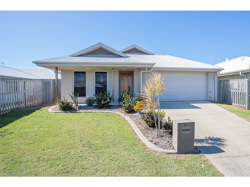 52 Coogee Terrace, Blacks Beach QLD 4740