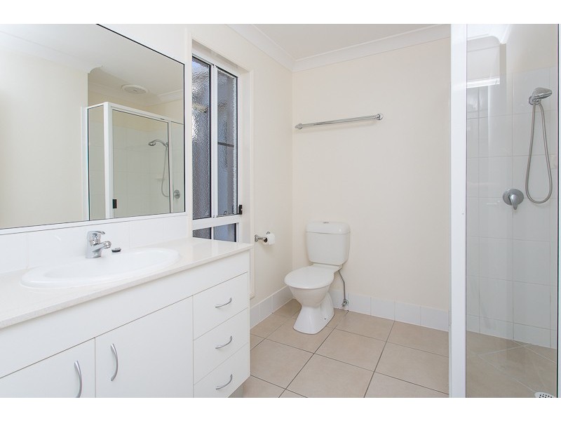 52 Coogee Terrace, Blacks Beach QLD 4740