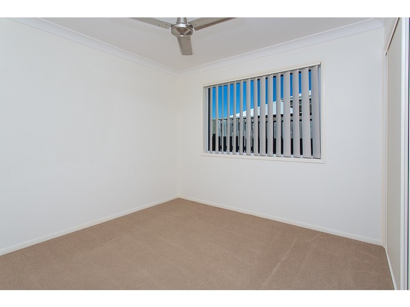 52 Coogee Terrace, Blacks Beach QLD 4740