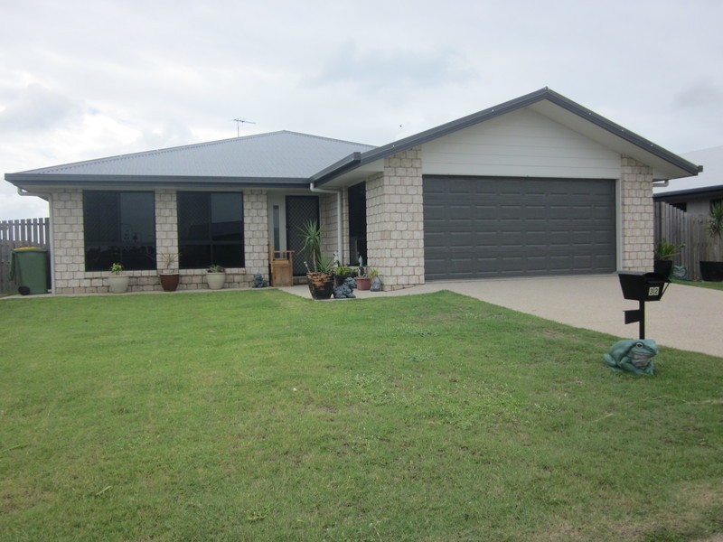 32 Botanical Drive, Ooralea QLD 4740