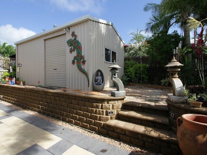 2 Ryan Court, Rural View QLD 4740