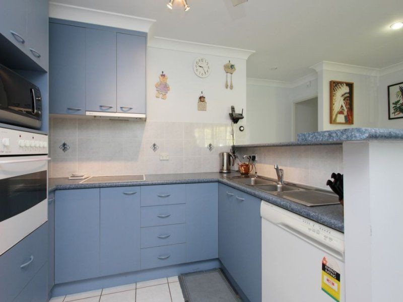 2 Ryan Court, Rural View QLD 4740