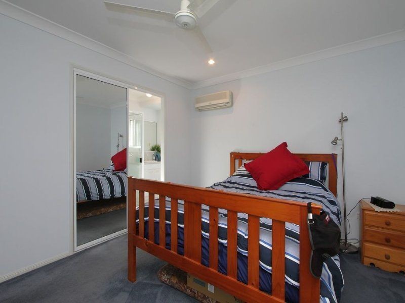 2 Ryan Court, Rural View QLD 4740