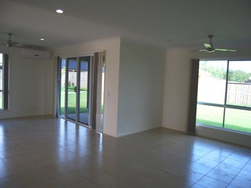 7 Coogee Terrace, Blacks Beach QLD 4740