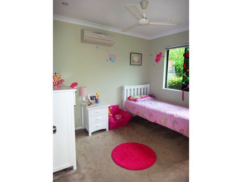 9 Crofton Place, Eimeo QLD 4740