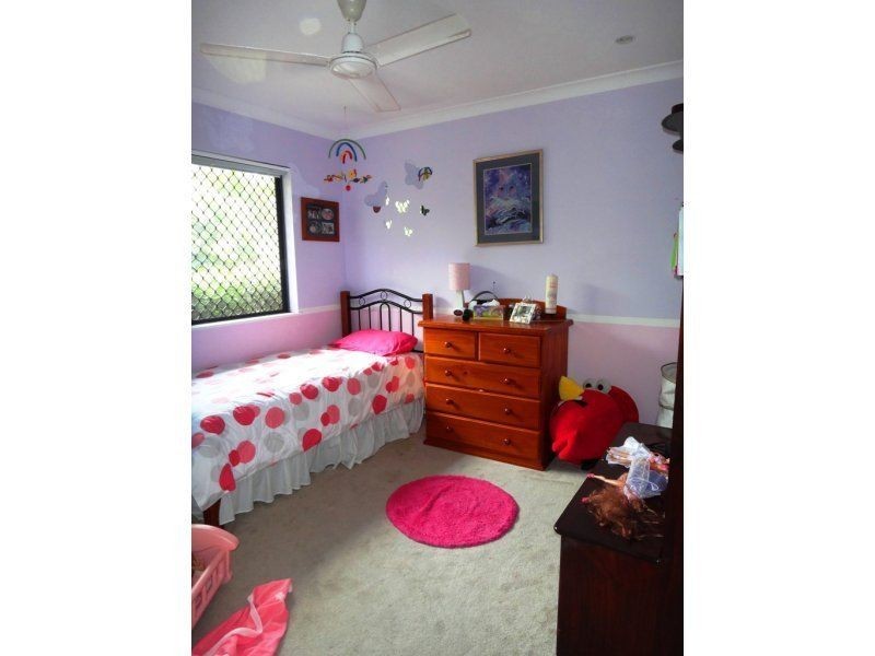 9 Crofton Place, Eimeo QLD 4740