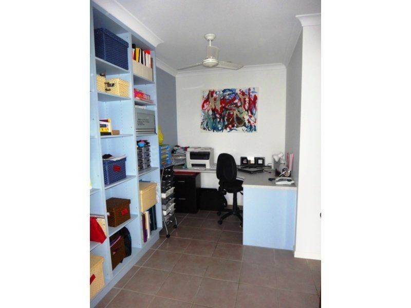 9 Crofton Place, Eimeo QLD 4740
