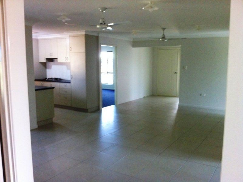 21 Botanical Drive, Ooralea QLD 4740
