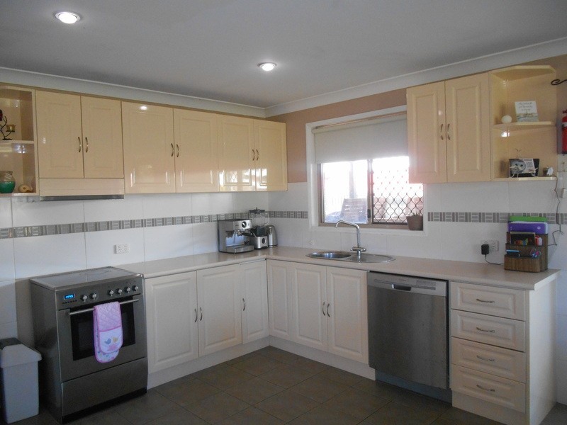 11 Davlyn Drive, Andergrove QLD 4740