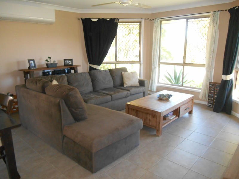 11 Davlyn Drive, Andergrove QLD 4740