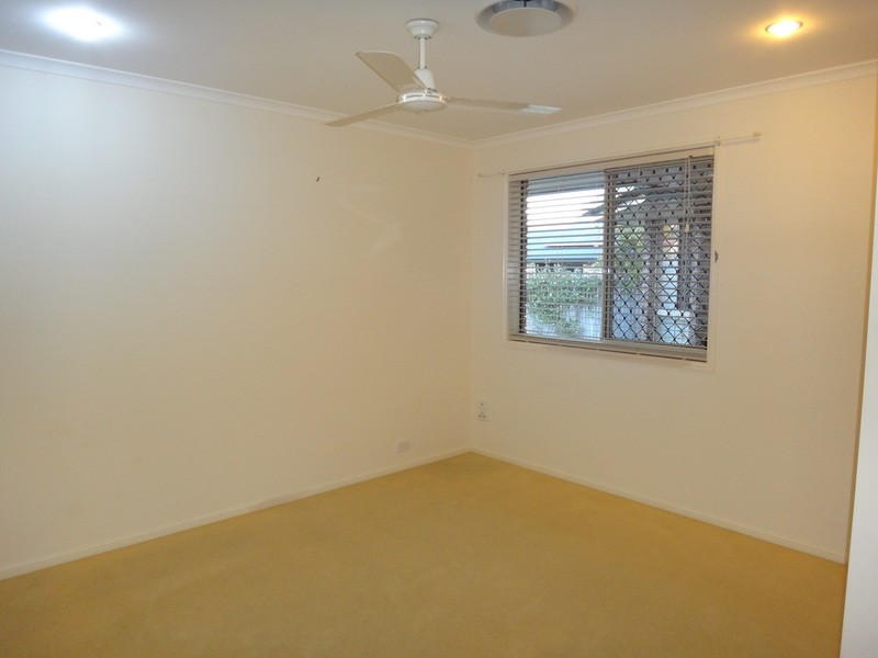 4 Sunseeker Court, Blacks Beach QLD 4740