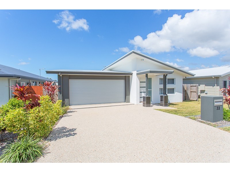 32 Phoenix Crescent, Rural View QLD 4740