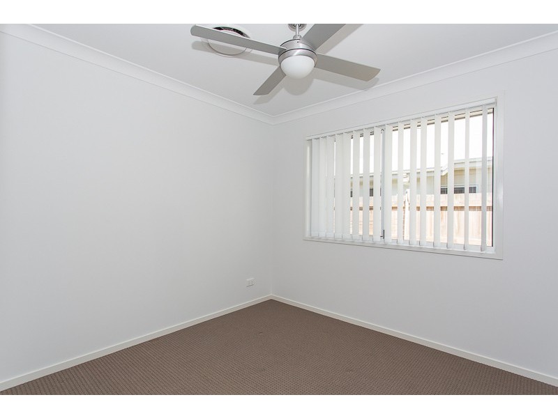 32 Phoenix Crescent, Rural View QLD 4740