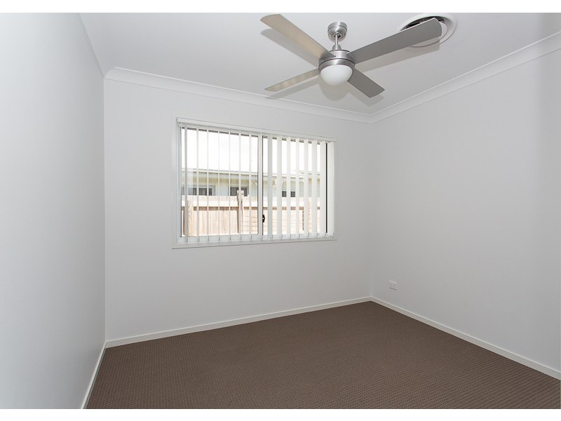 32 Phoenix Crescent, Rural View QLD 4740